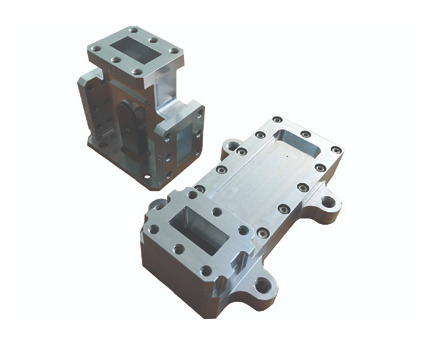 西安福川电子科技的SpaceNXT™产品组合为客户提供了高度可靠的技术和较低的拥有成本的结合，使运营商能够克服潜在的市场进入壁垒，同时享受已建立的技术合作伙伴的好处。