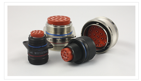 Cinch MIL-DTL-83723 系列 III 连接器 （R07）